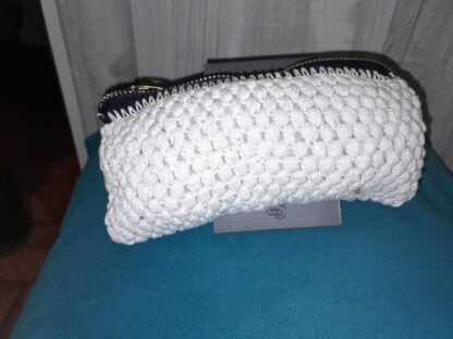 estuche blanco