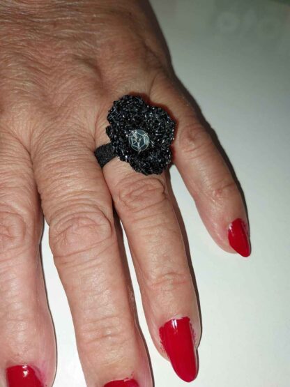 Anillo de Hilo Negro