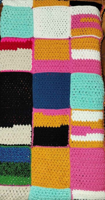 Manta de Crochet y Patchwork: Una Combinación Única de Colores 🌟